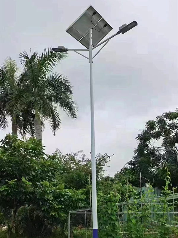 太阳能路灯