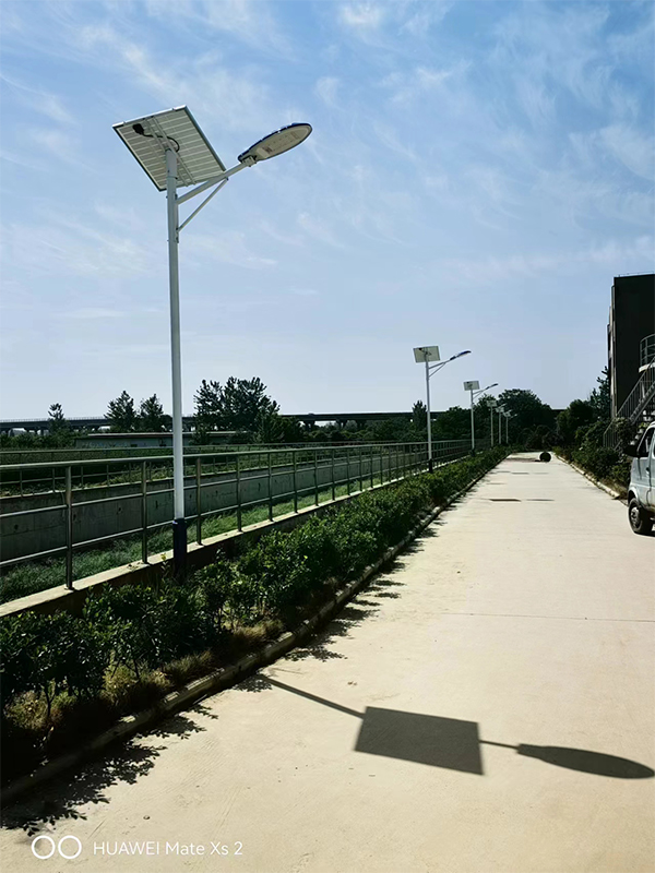 太阳能路灯