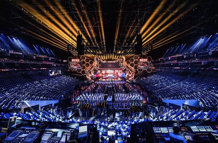 上海-东方体育中心“海上王冠”