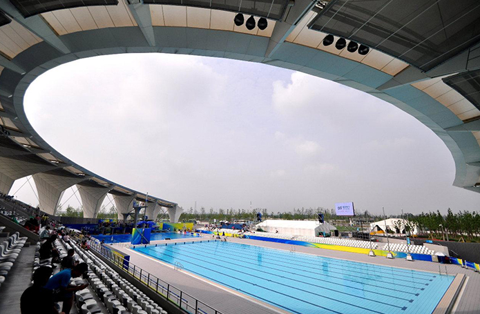 上海-东方体育中心“月亮湾”