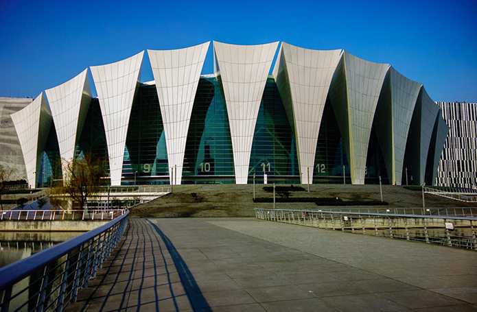 上海-东方体育中心“海上王冠”