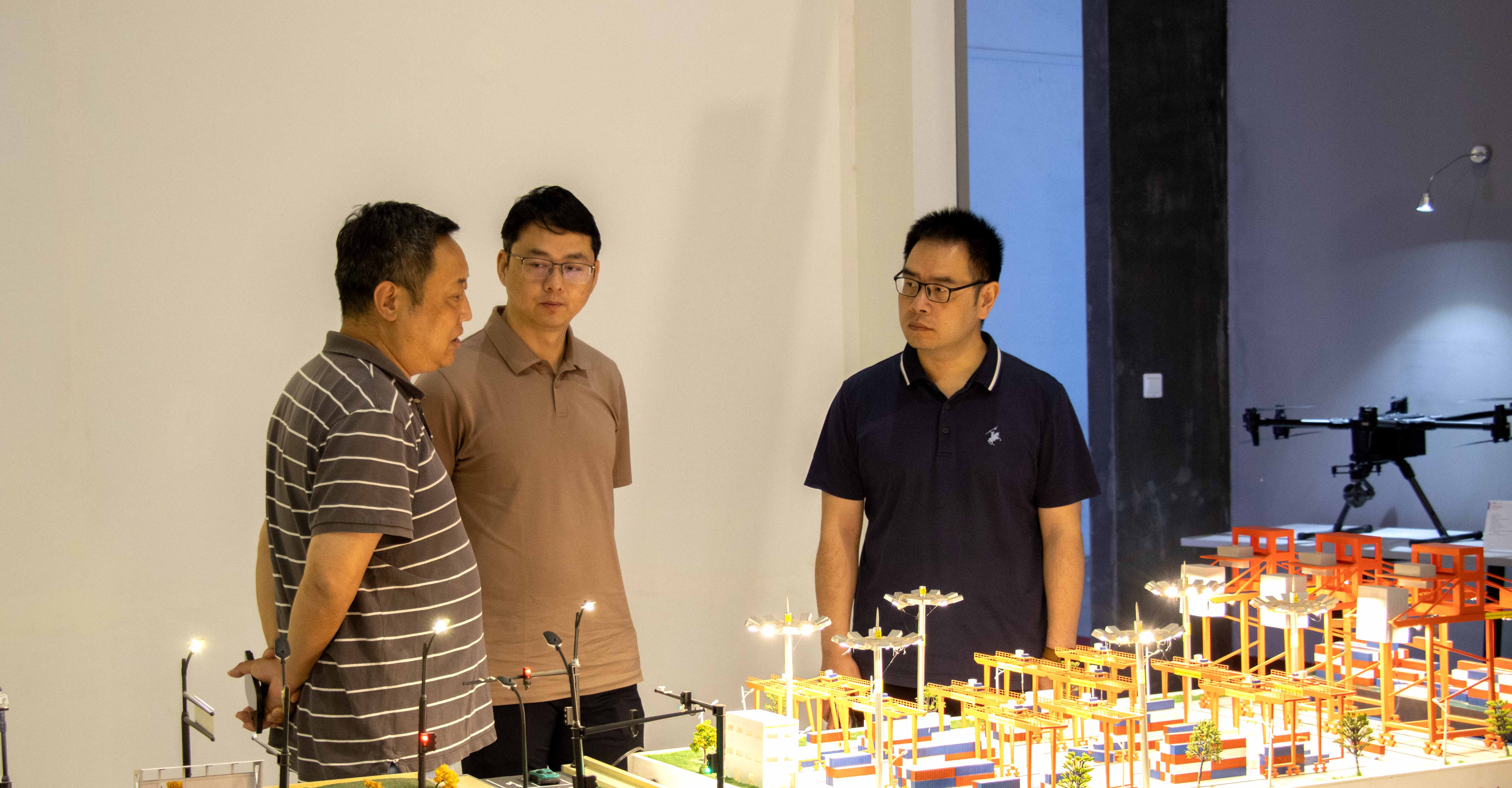 中国通信服务沙特公司周志强副董事长一行访问BiNY