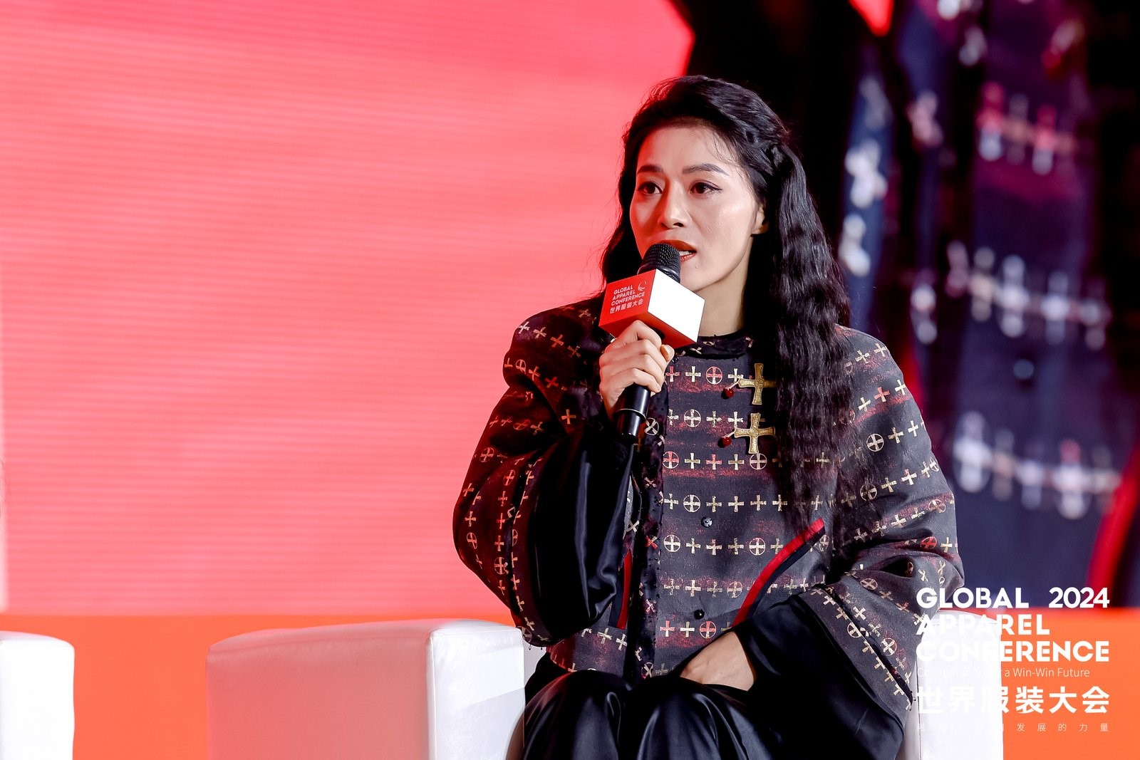 “融和”20个国家和地区服装精英，2024世界服装大会在东莞虎门开幕