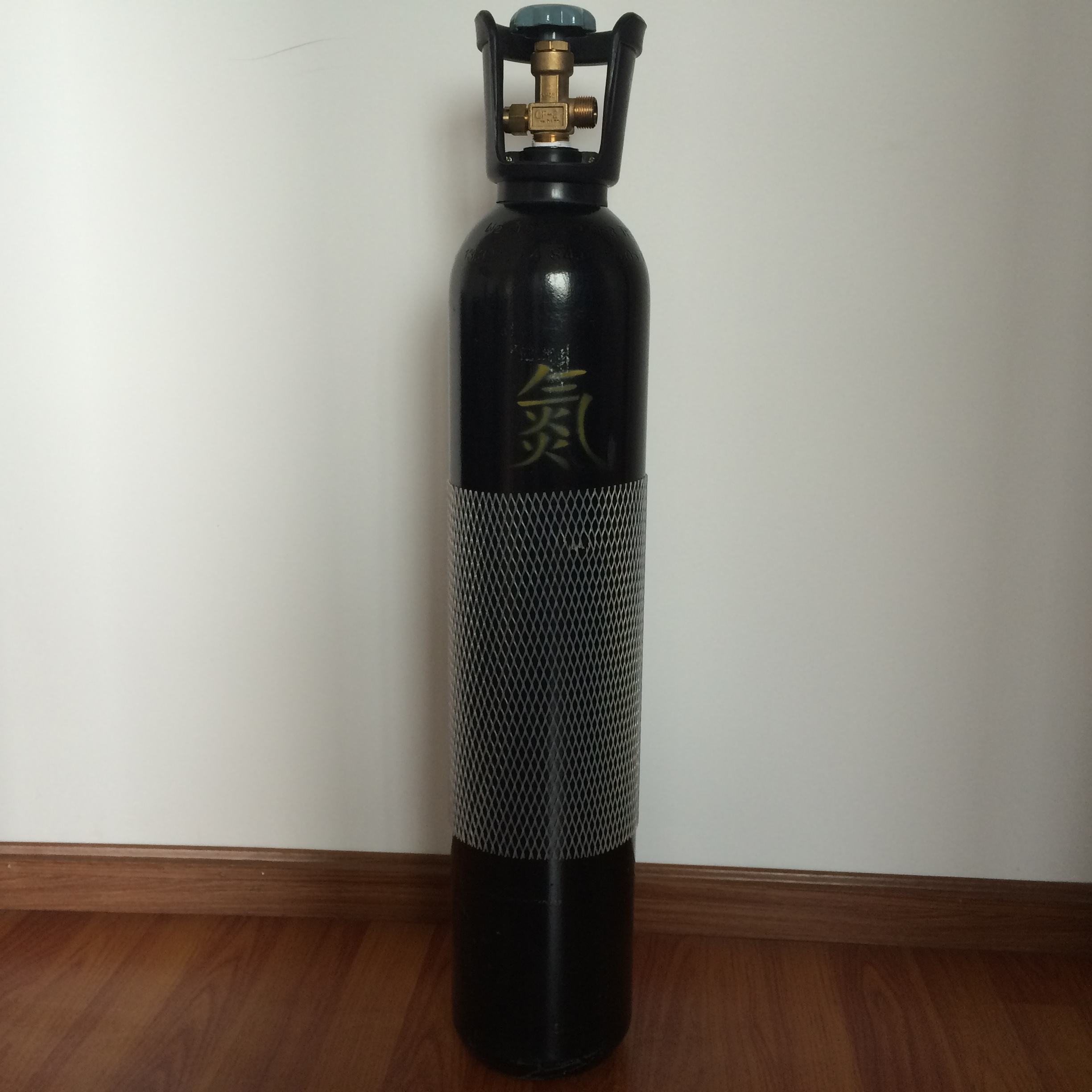 氮气