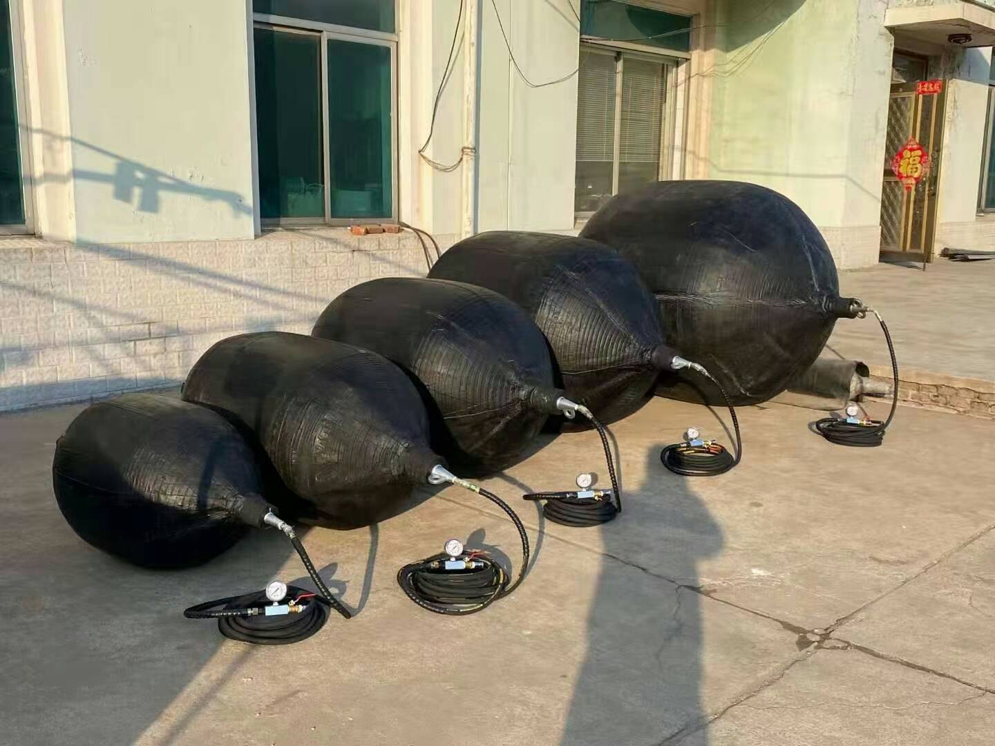 超高压管道封堵气囊三层复合结构 防爆阀压力表细节