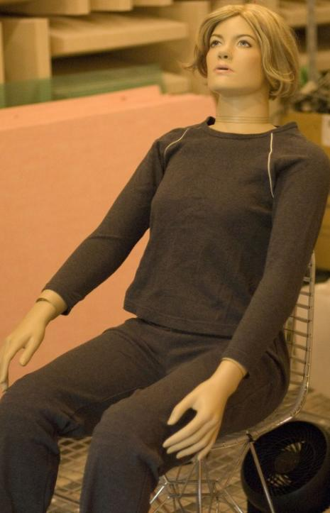 女性形态干热暖体假人