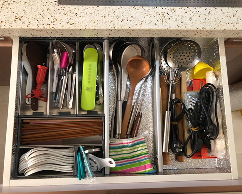 500柜衣柜家用抽屉隔离储物盒 厨房餐具收纳储存盒子小号收拉盒