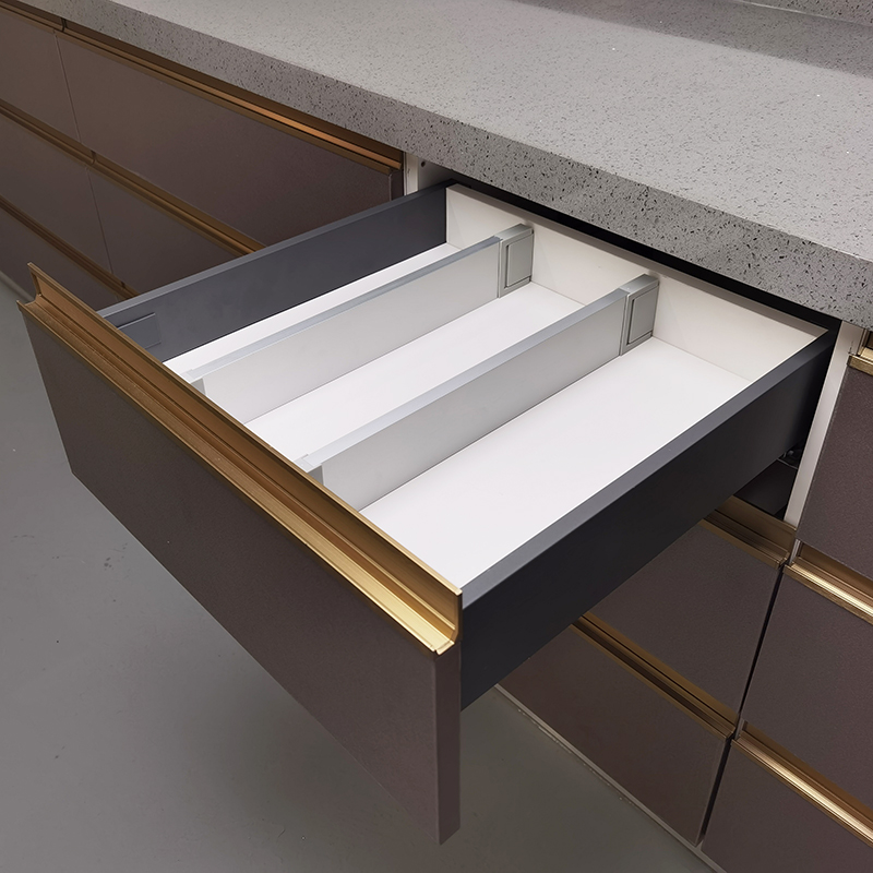 MEGA堆叠免打孔抽屉分隔条橱柜衣柜高深收纳挡板铝合金分层间隔板