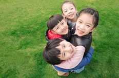 看塑料废弃物如何变身华丽舞台