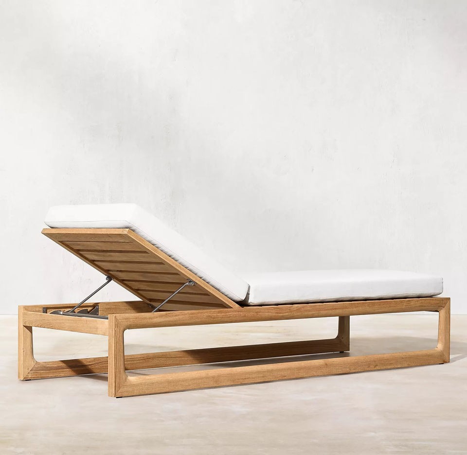 teak outdoor lounge chair