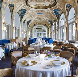 Restaurant furiture 2