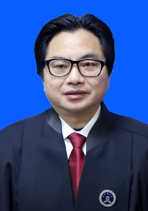 王笃荣律师