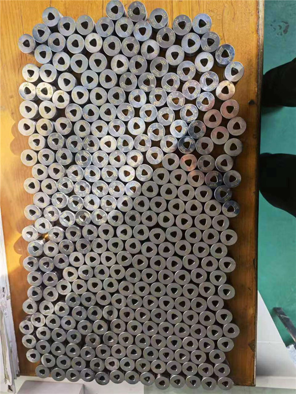 模具