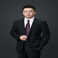方诗龙