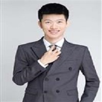 李一伟