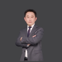 罗静