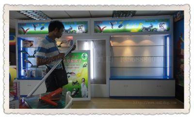 温江农校证书展示柜台