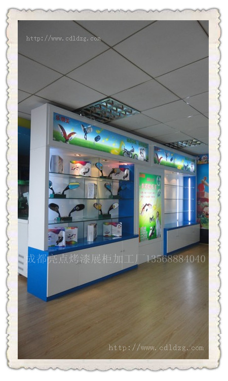 温哥华广场公司产品展示柜