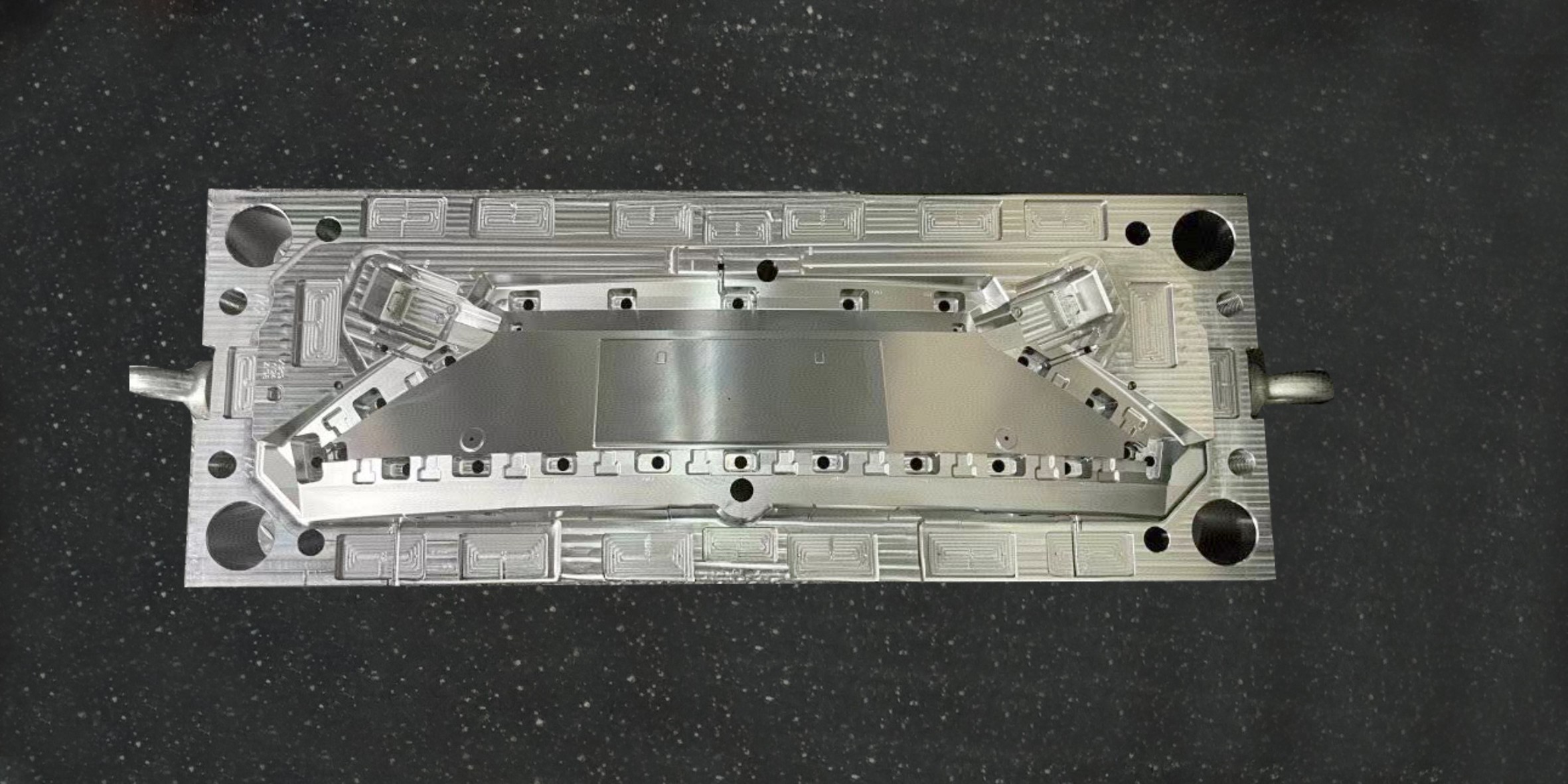 Mold Core-1
