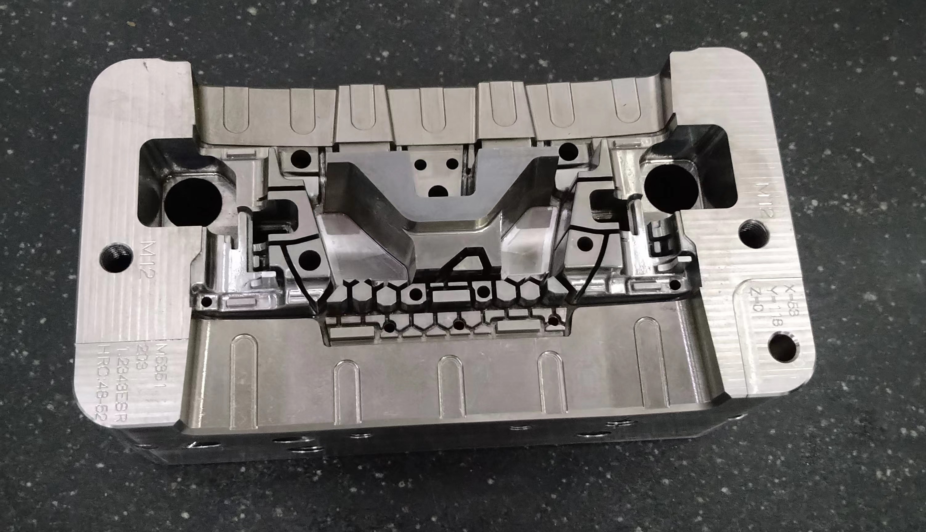 Mold Core-5