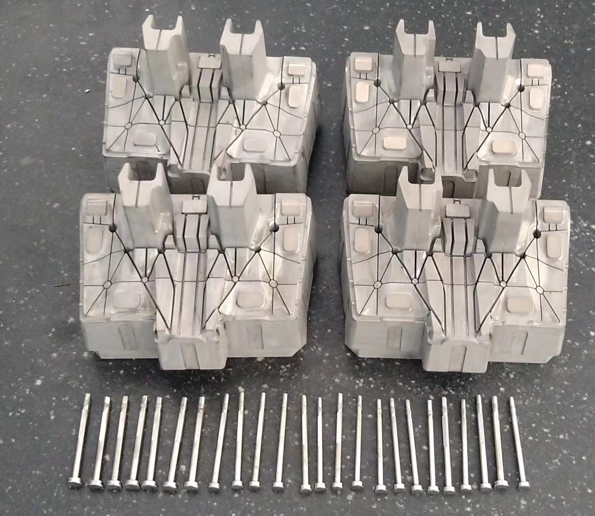 Mold Slider-1