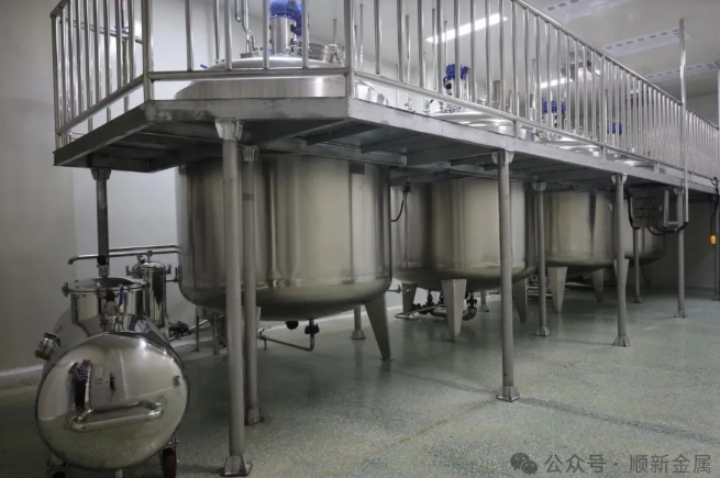 顺新金属发力罐体设备制造，中药多功能提取罐成功交付