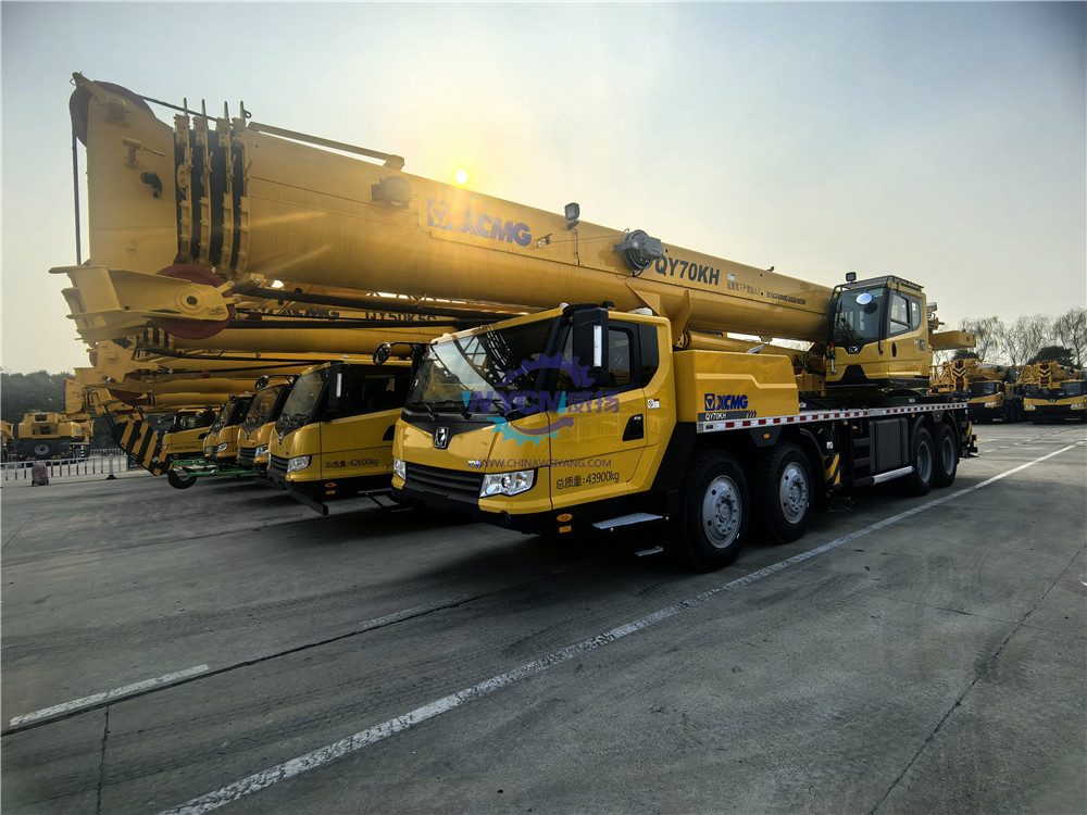 QY70KH TRUCK CRANE TO AFRICA