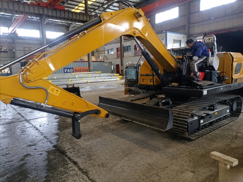 XE75GA Excavators To Asia