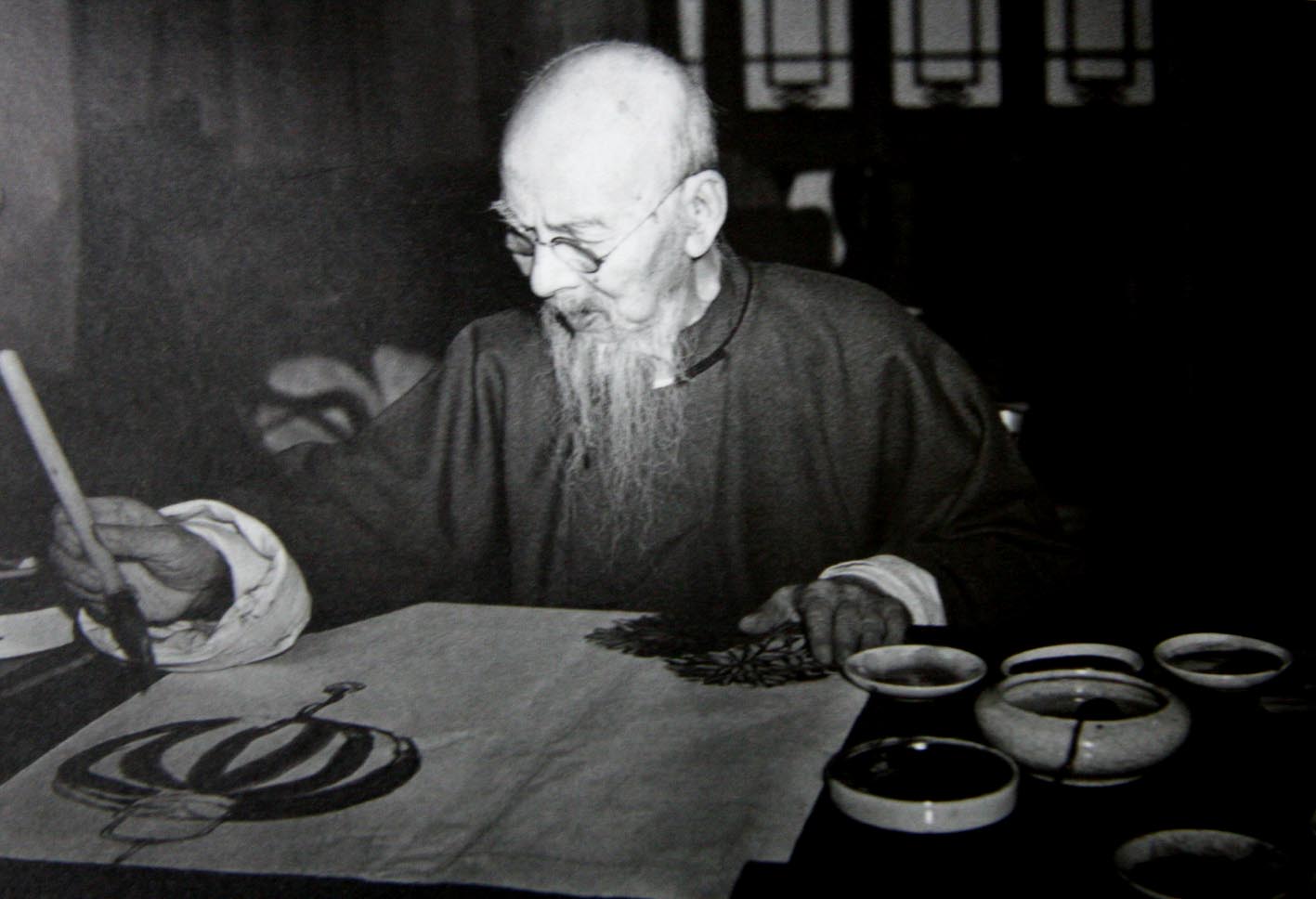 徐悲鸿三顾草庐拜请齐白石