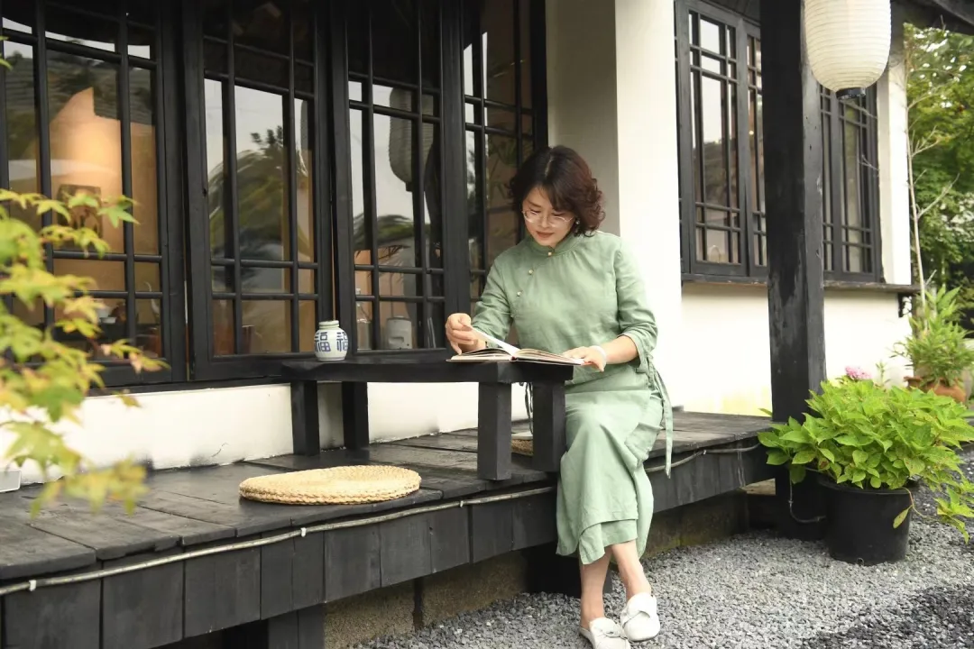 勇敢的海燕，飞舞着的精灵