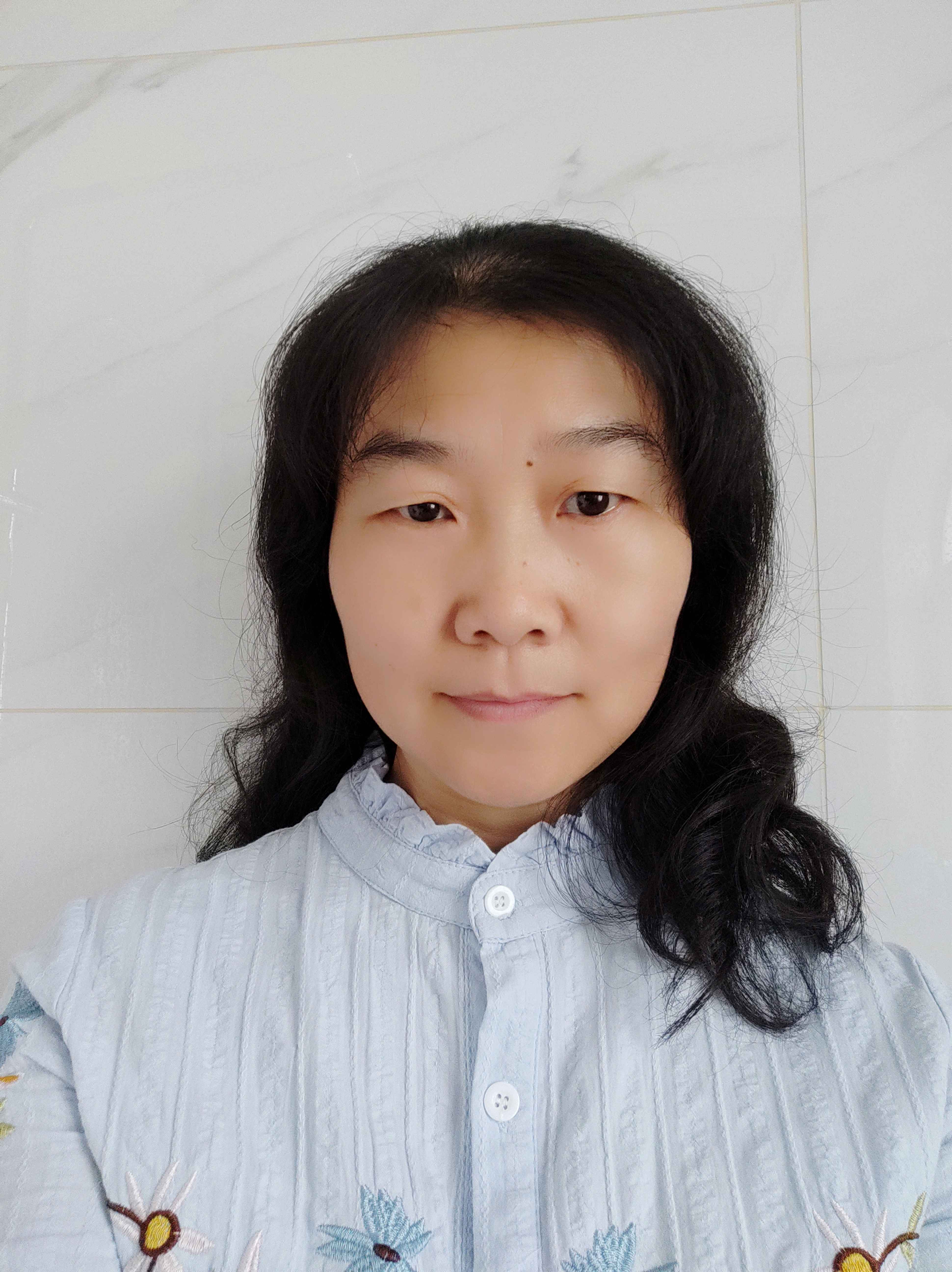 周伟蓉