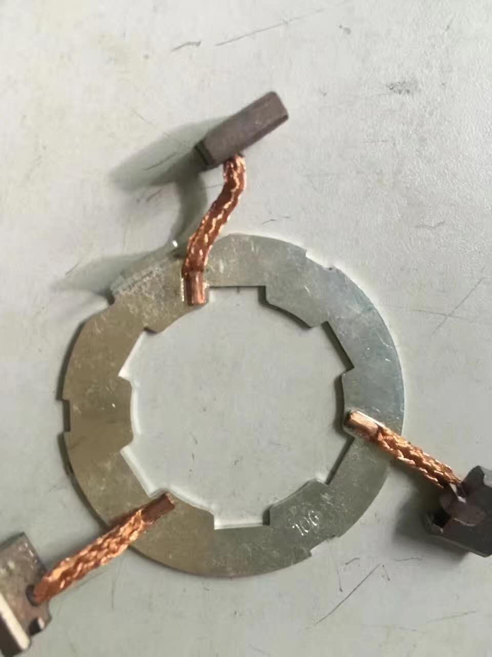 板材与铜线焊接