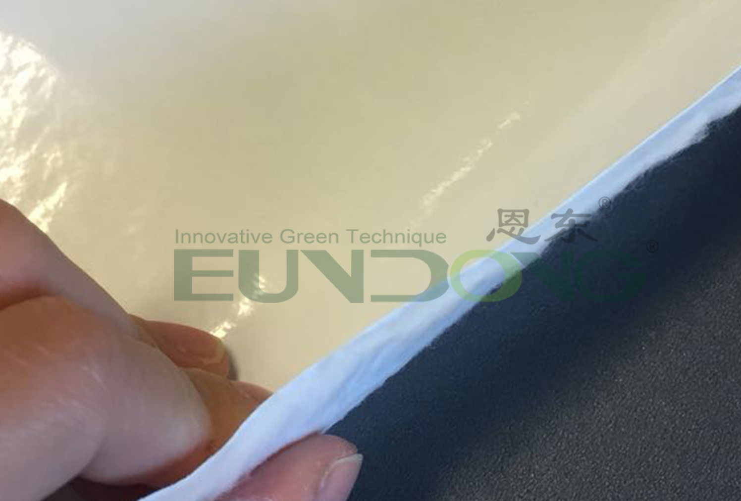 气化性防锈热收缩复合膜