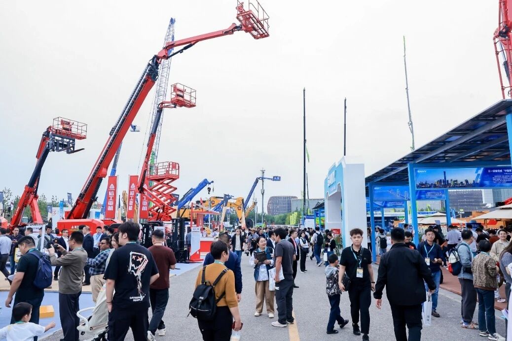 安徽利元传动亮相北京BICES 2025工程机械展