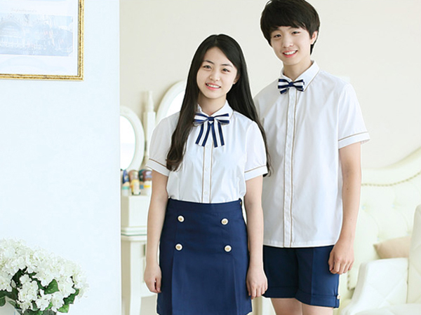 定做校服