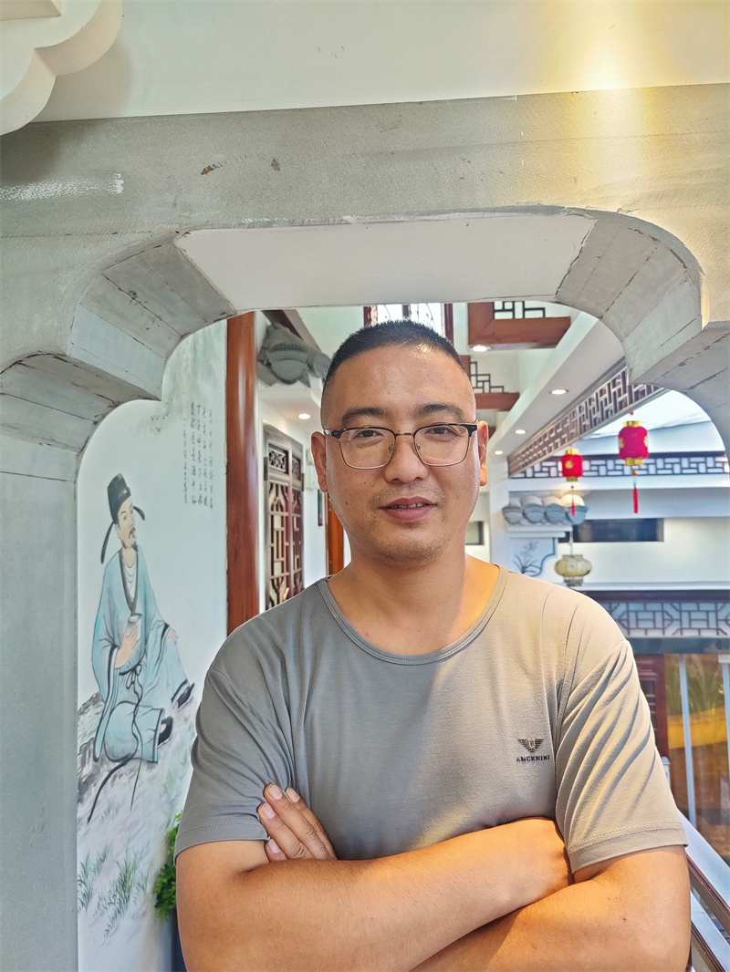 张敏