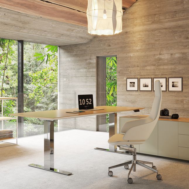 Skylark Lifting Manage Table