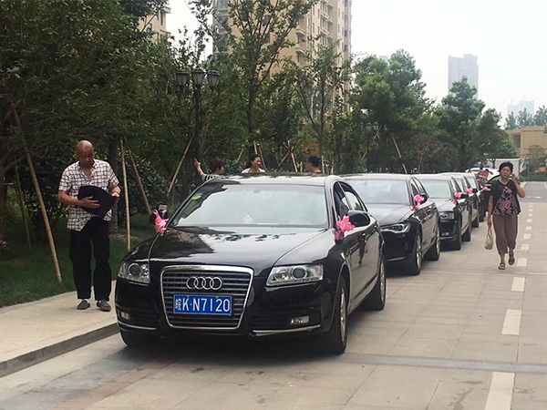 宝马5系一辆+奥迪A6五辆