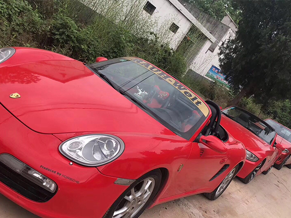 保时捷敞篷一辆+宝马敞篷五辆