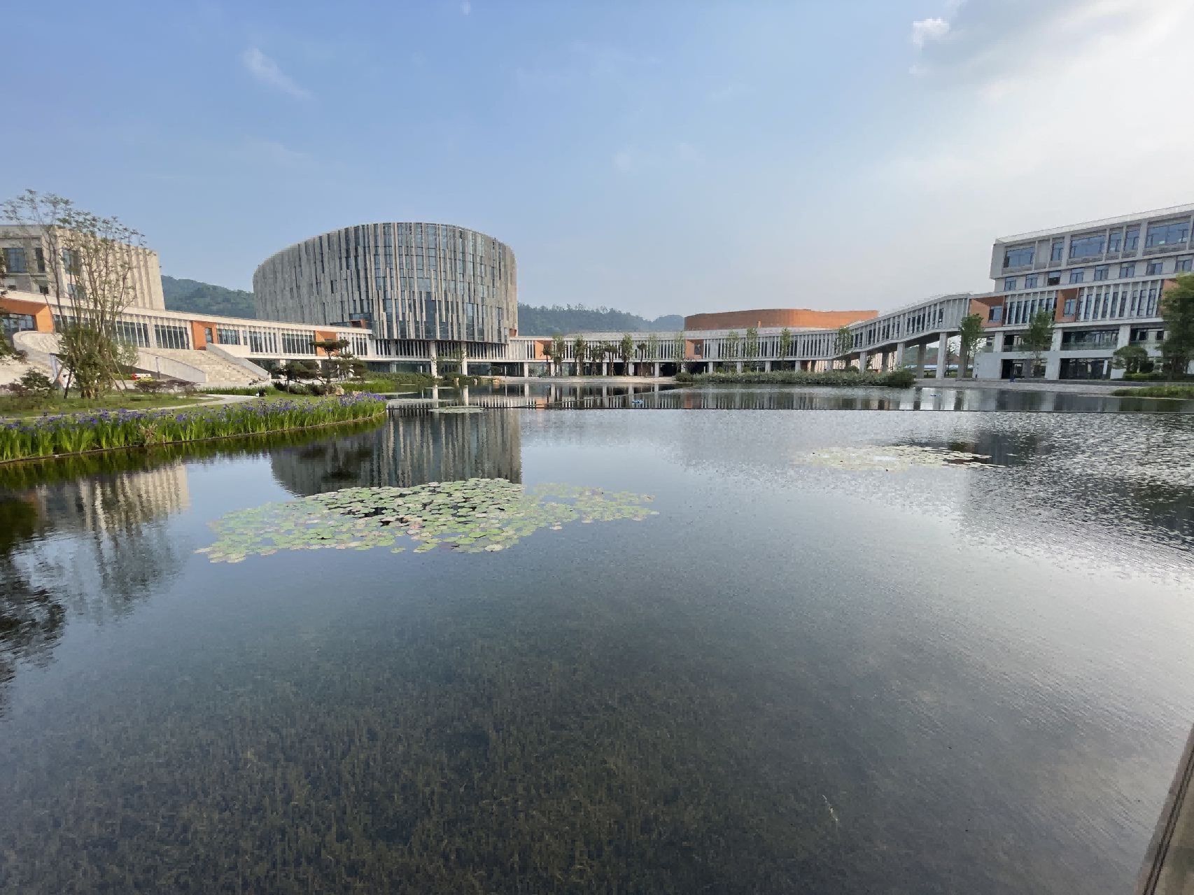 四川外国语大学宜宾校区
