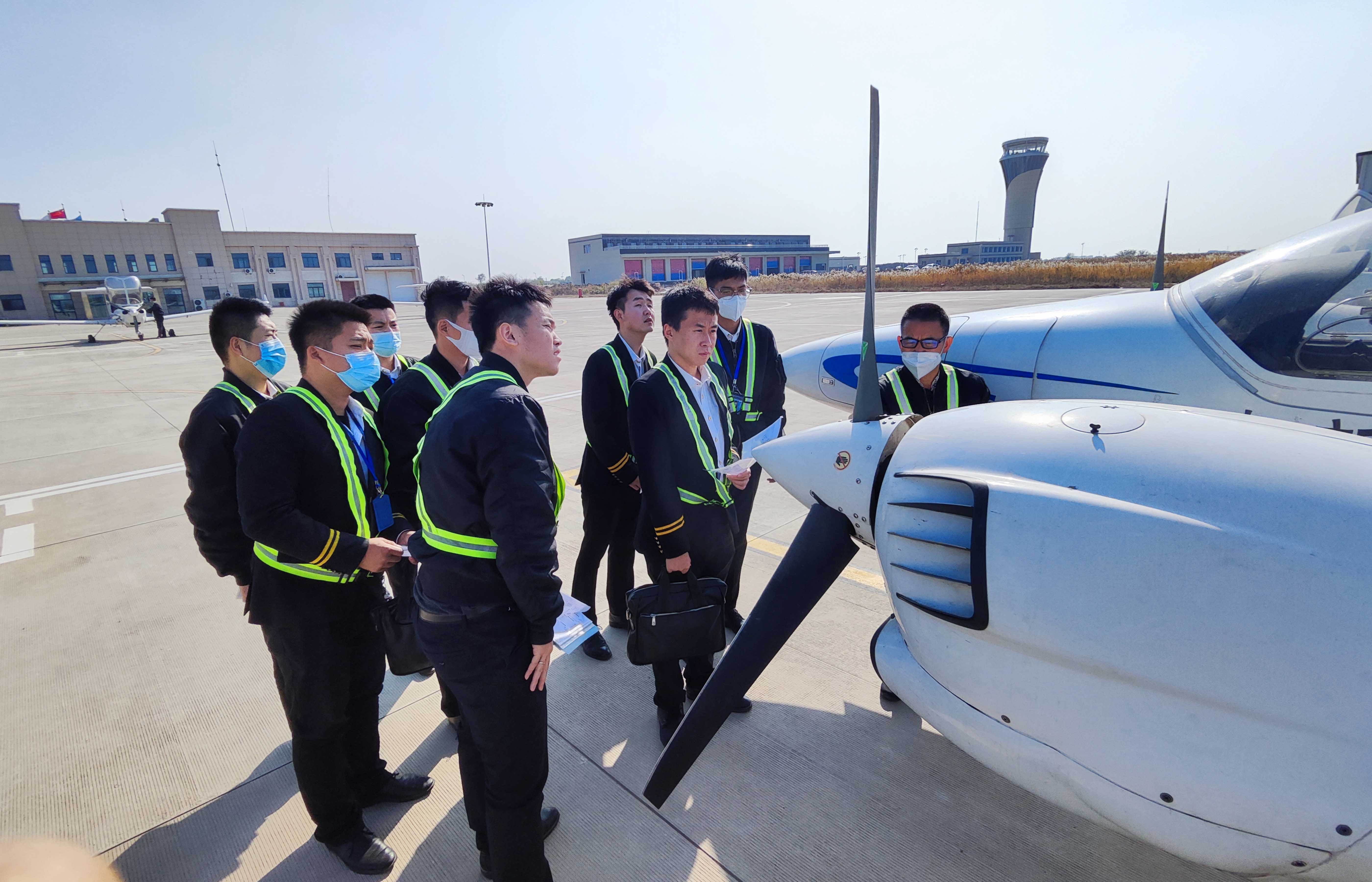 飞行教员执照课程(飞机单发/多发陆地) (ASEL/AMEL)