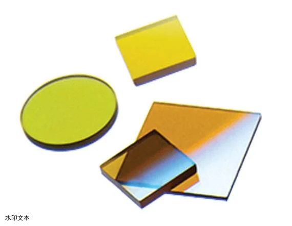 Corning Polarcor™ 玻璃偏振片