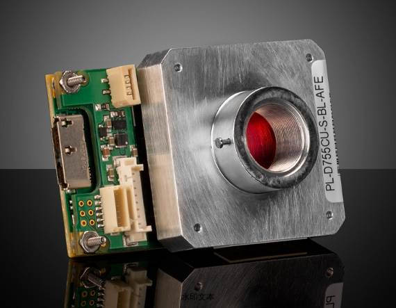 Pixelink® USB 3.0 自动对焦液态镜头板级相机