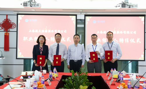 1555893856537587.jpeg IMG_331311.jpg