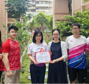 益心益行 | 中盈盛达小贷公司助力榴苑社区焕新颜
