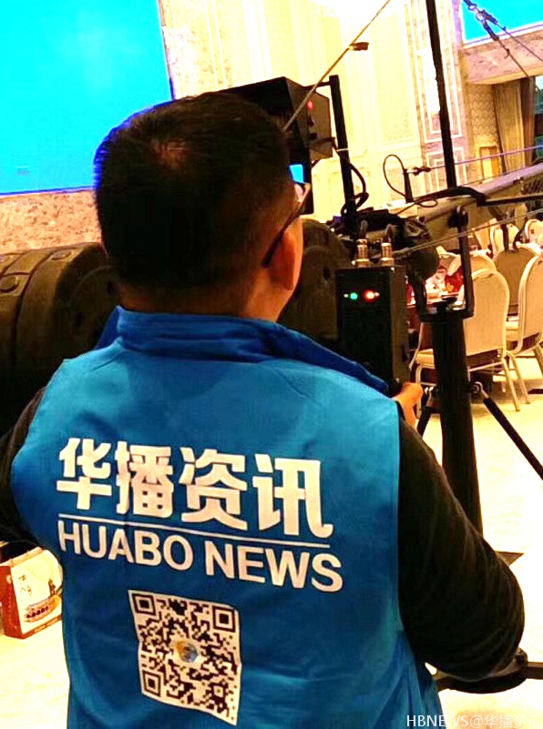 摇臂摄影师