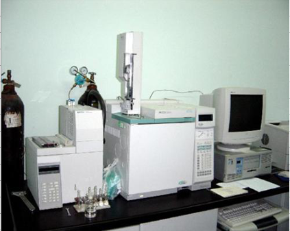 HP6890 气相色谱仪