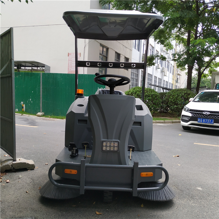 学校用S1500电动扫地车 学校用S1500电动扫地车