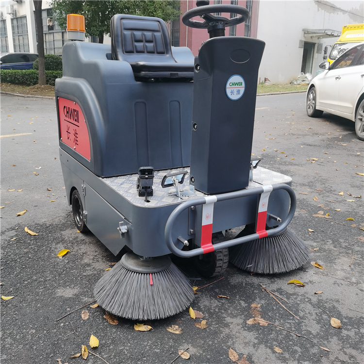学校用S1300电动扫地车 学校用S1300电动扫地车