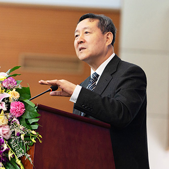 杨宝峰